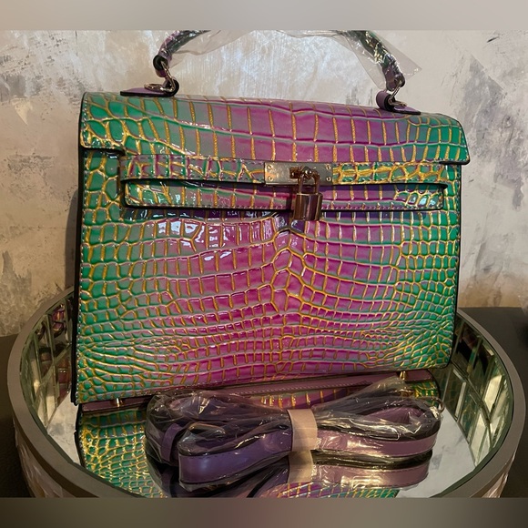 Brand New Vegan Leather Handbag in Purple, Green, and Gold ✨ - Picture 9 of 11